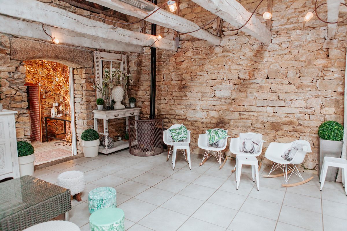 mariage_roudouic_29.jpg, mai 2018 espace détente invités mariage au Roudouic