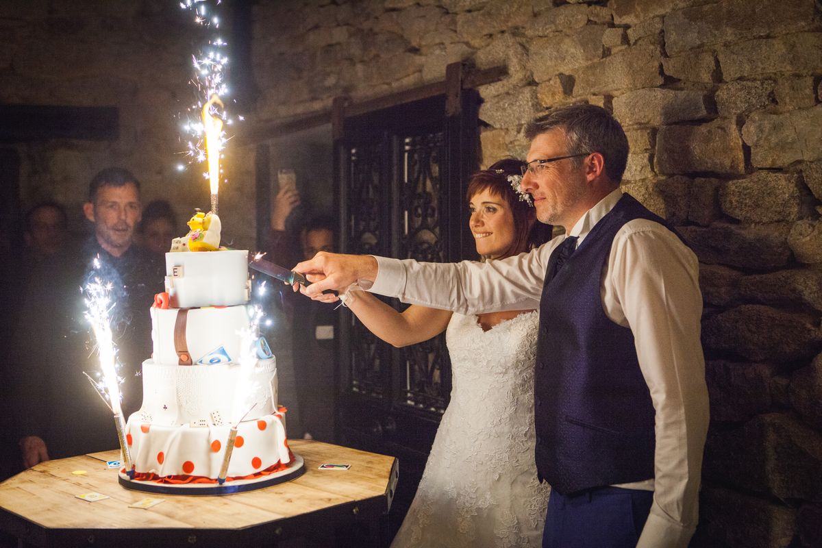 mariage_roudouic_31.jpg, mai 2018 gâteau de mariage personnalisé à la Ferme du Roudouic